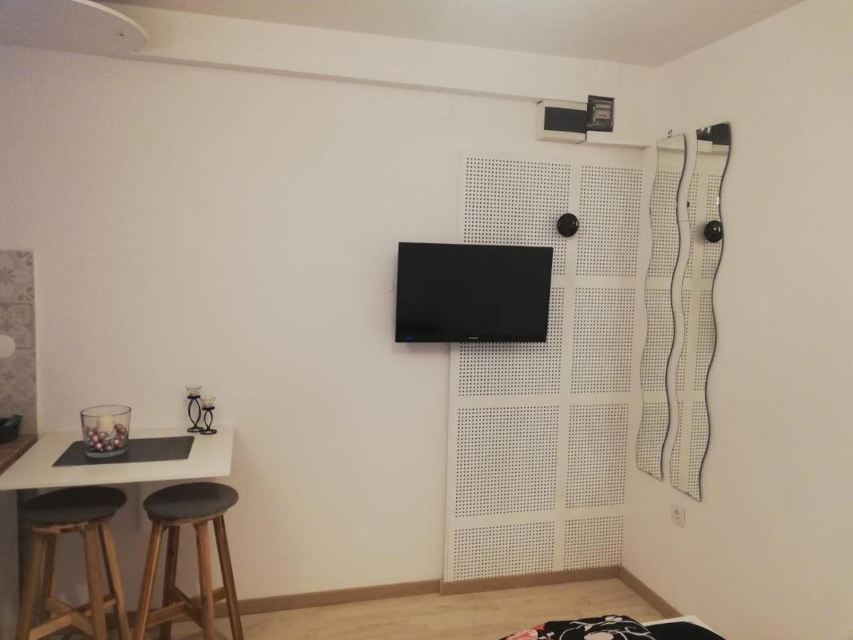 Studio Apartment New Home Zagreb Exterior photo